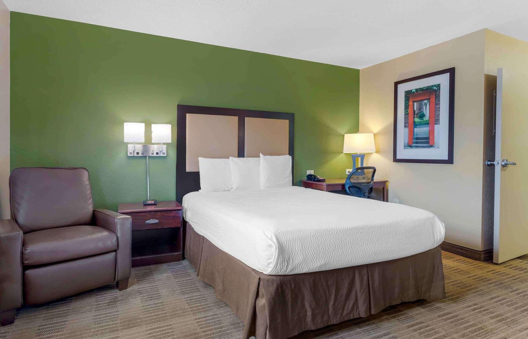 Extended Stay America Suites - Houston - Galleria - Westheimer Екстериор снимка